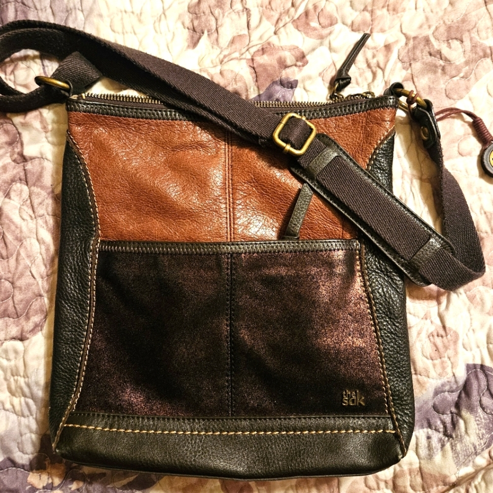 The sake crossbody bag